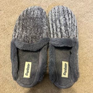 NWOT Slippers